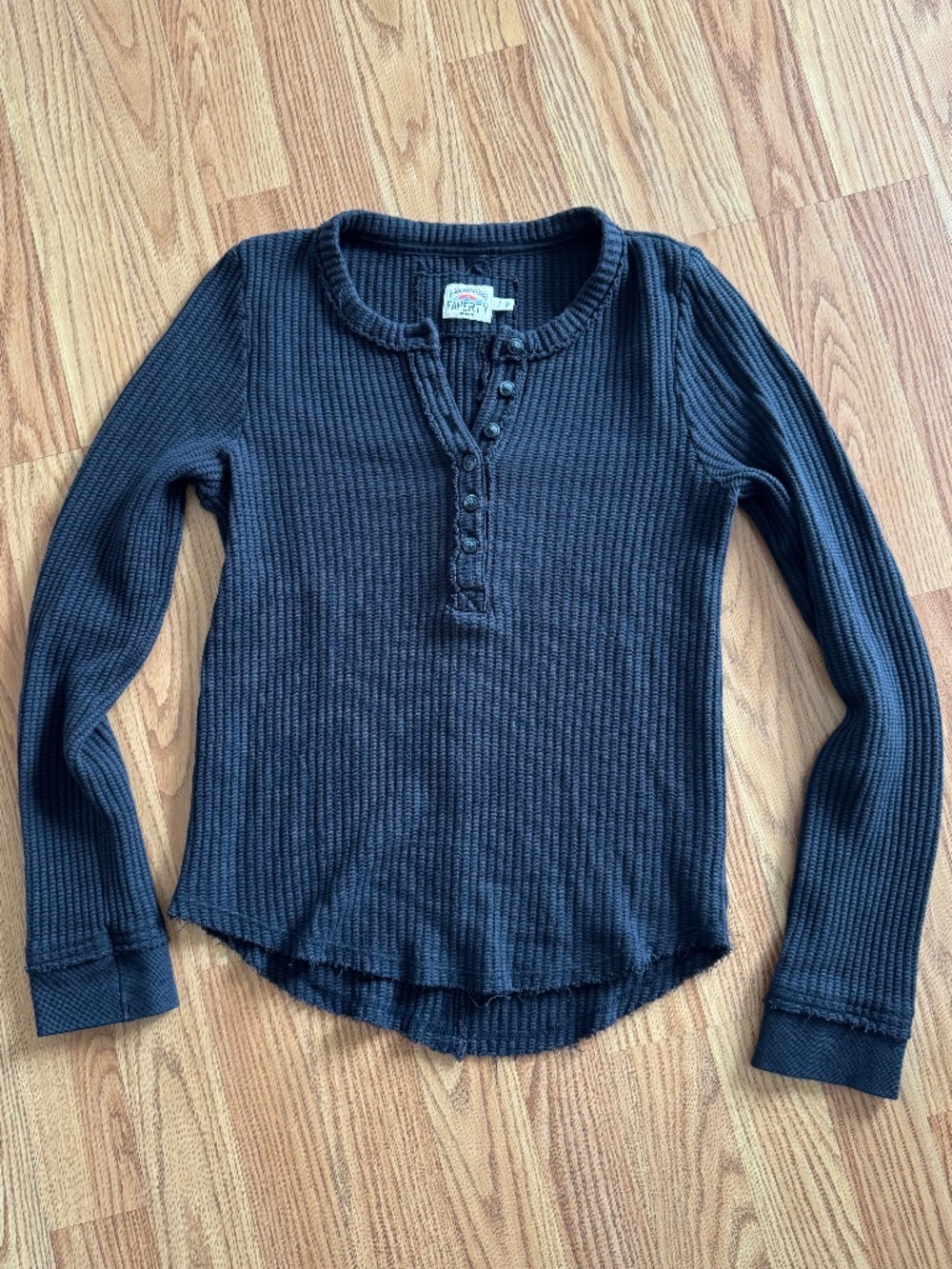 Faherty Black Long Sleeve Waffle top